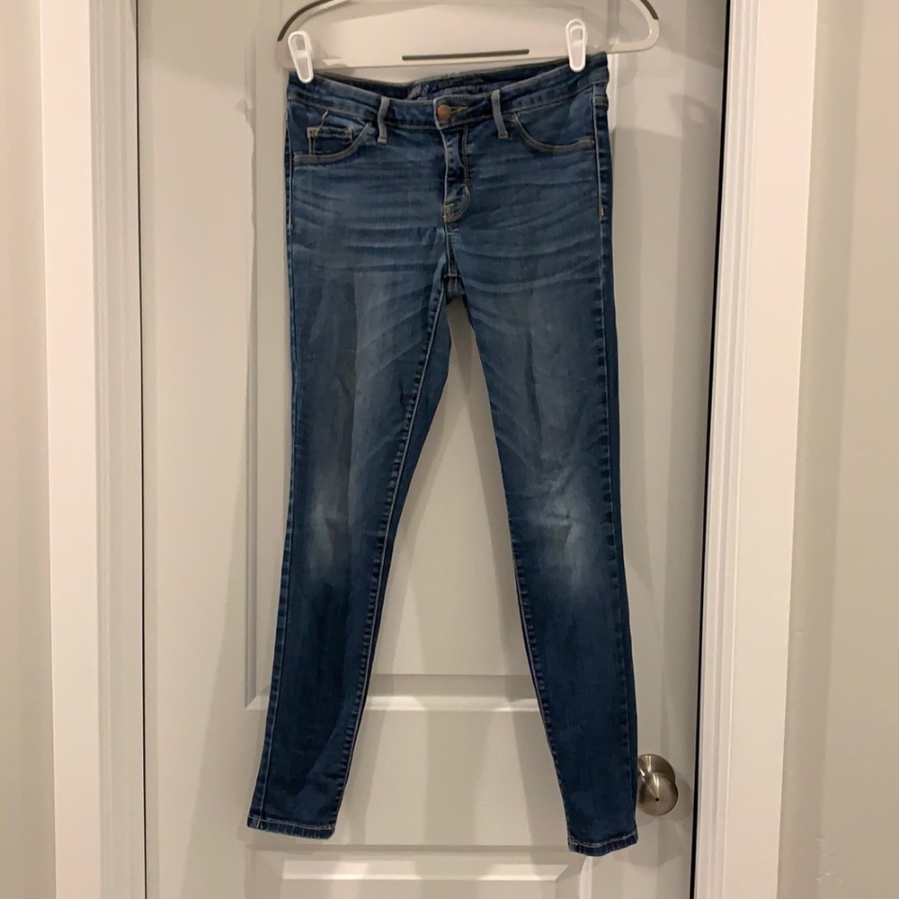 Stretchy skinny jeans